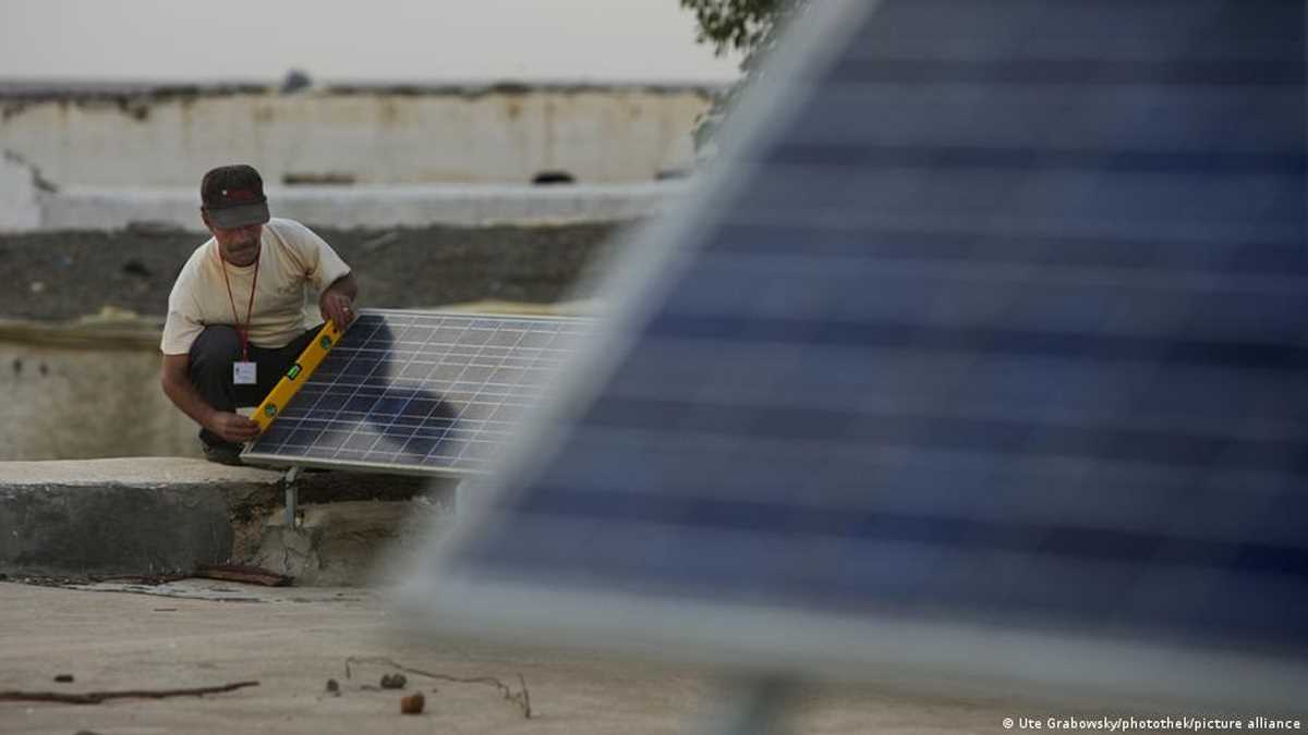 बढ़ रही हैं ग्रीन जॉब लेकिन मिल नहीं रहे कुशल लोग बढ़ रही हैं ग्रीन जॉब लेकिन मिल नहीं रहे कुशल लोग